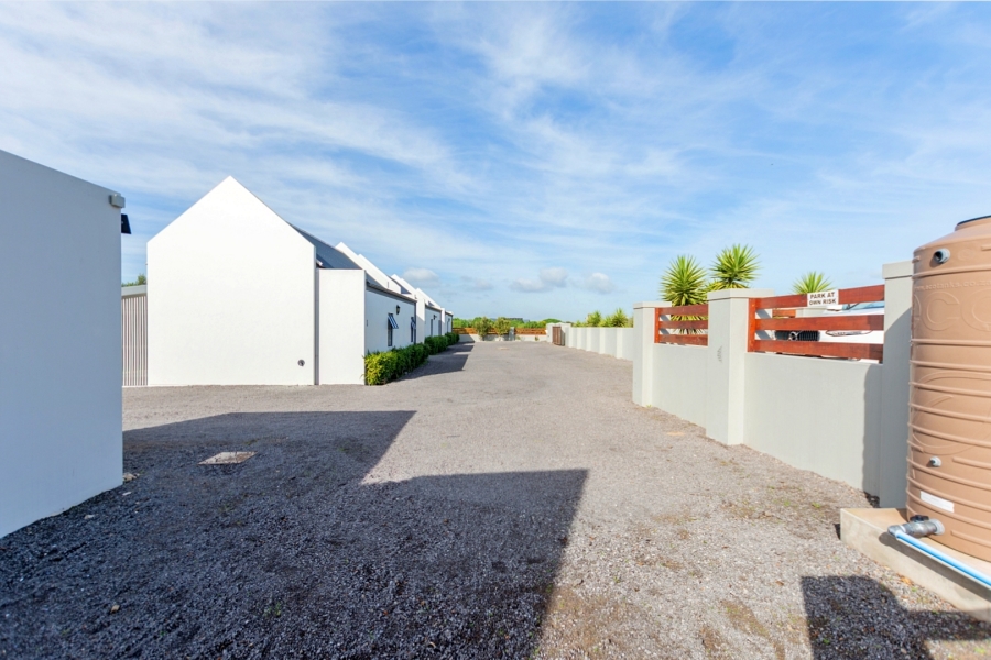 9 Bedroom Property for Sale in Olifantskop Western Cape